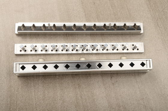 12 Delik Diy ruj kalıp sert ruj kalıplar alüminyum alaşımı