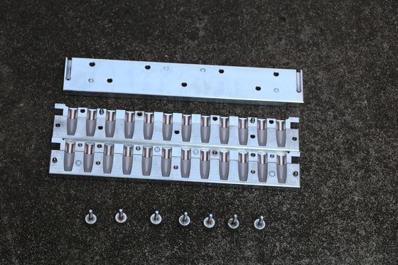 Çift Renkli Dibli Dudak Rengi Üretim Hattı 12 Delik Kalıp