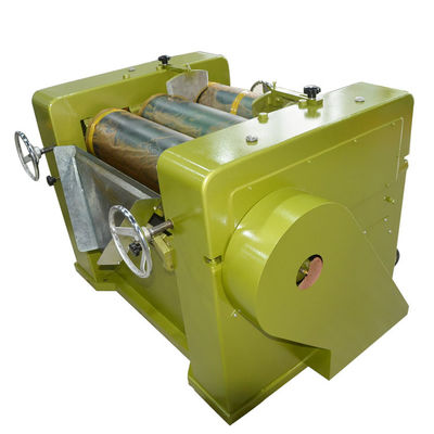 Tam otomatik makyaj tabanı doldurma makinesi Laboratuvar S200 Üç rulonlu öğütme makinesi