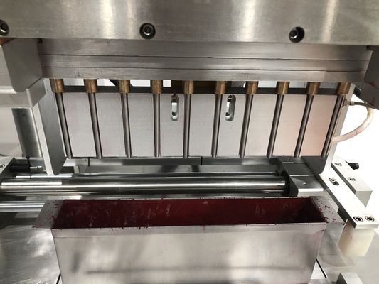 SUS304 Kaş Kalem Doldurma Makinesi 12 Delik Çift Fıçı Otomatik Dudak Rengi Doldurma Makinesi