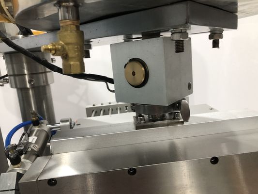 SUS304 Kaş Kalem Doldurma Makinesi 12 Delik Çift Fıçı Otomatik Dudak Rengi Doldurma Makinesi
