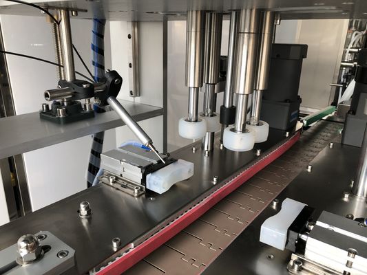 Çok Çeşitli Şişeler Servo Kaplama Makinesi Otomatik Şişe Kaplayıcı 20-50 Pcs / Min
